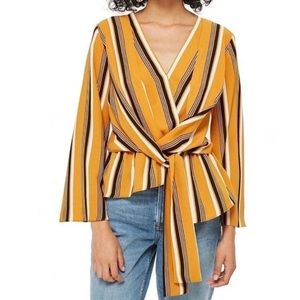 ✨ New Topshop Asymmetric Striped V- neck Top✨